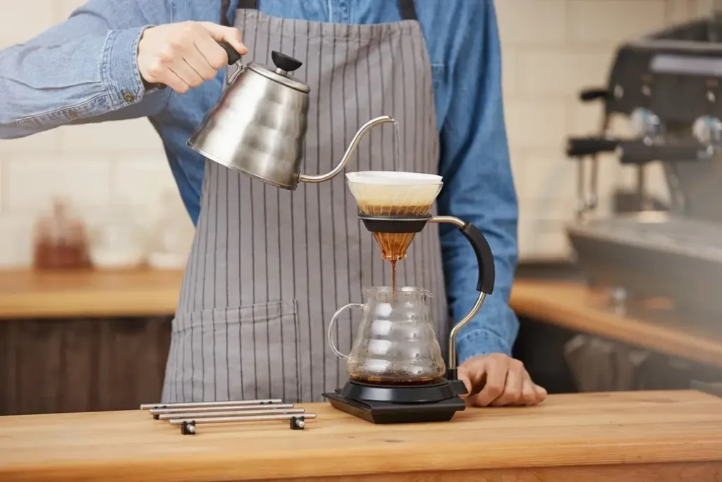 Manual vs Automatic Coffee Brewing: What’s Right for Your Home Setup?